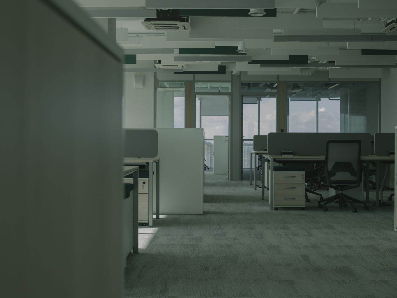 Acoustically treated open office for sound masking